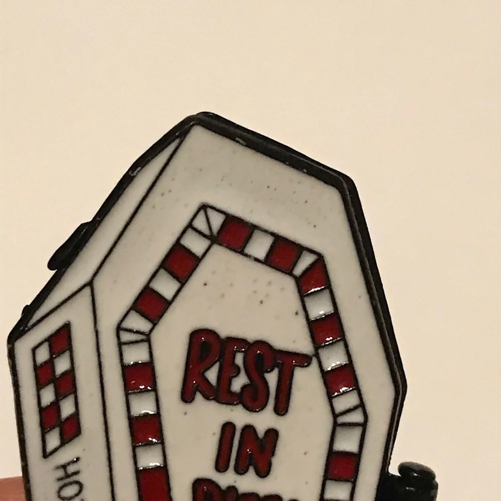 Pizza Coffin Skeleton Pin NEW Rest in Pizza Brooch Halloween Opening Hot n Ready
